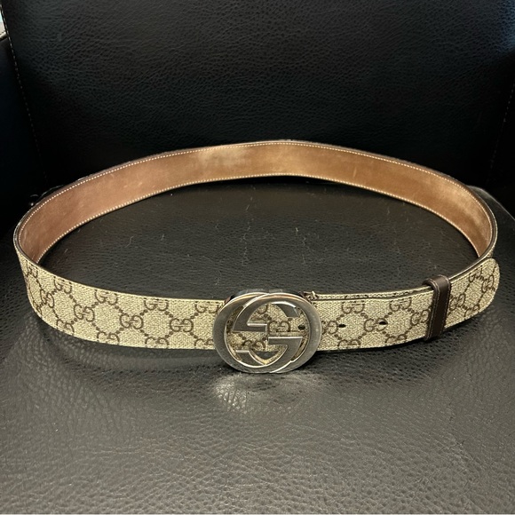 GUCCI GG Supreme Belt with G Buckle - Picture 4 of 13